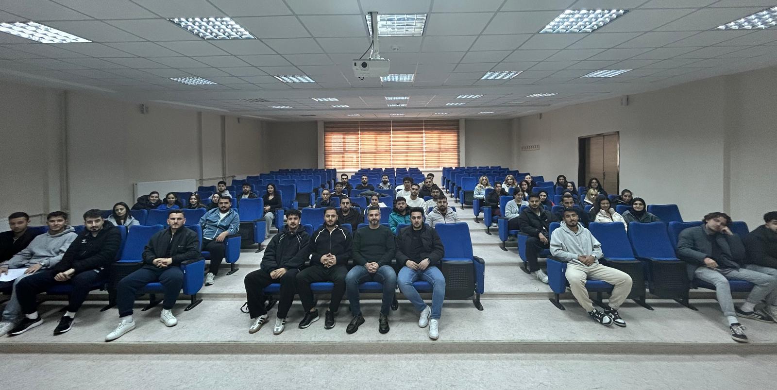 Antrenörlük Eğitimi Bölümünde Uzmanlık Alan Eğitimi Dersleri Hakkında Bilgilendirme ve Değerlendirme Toplantıları Gerçekleştirildi.