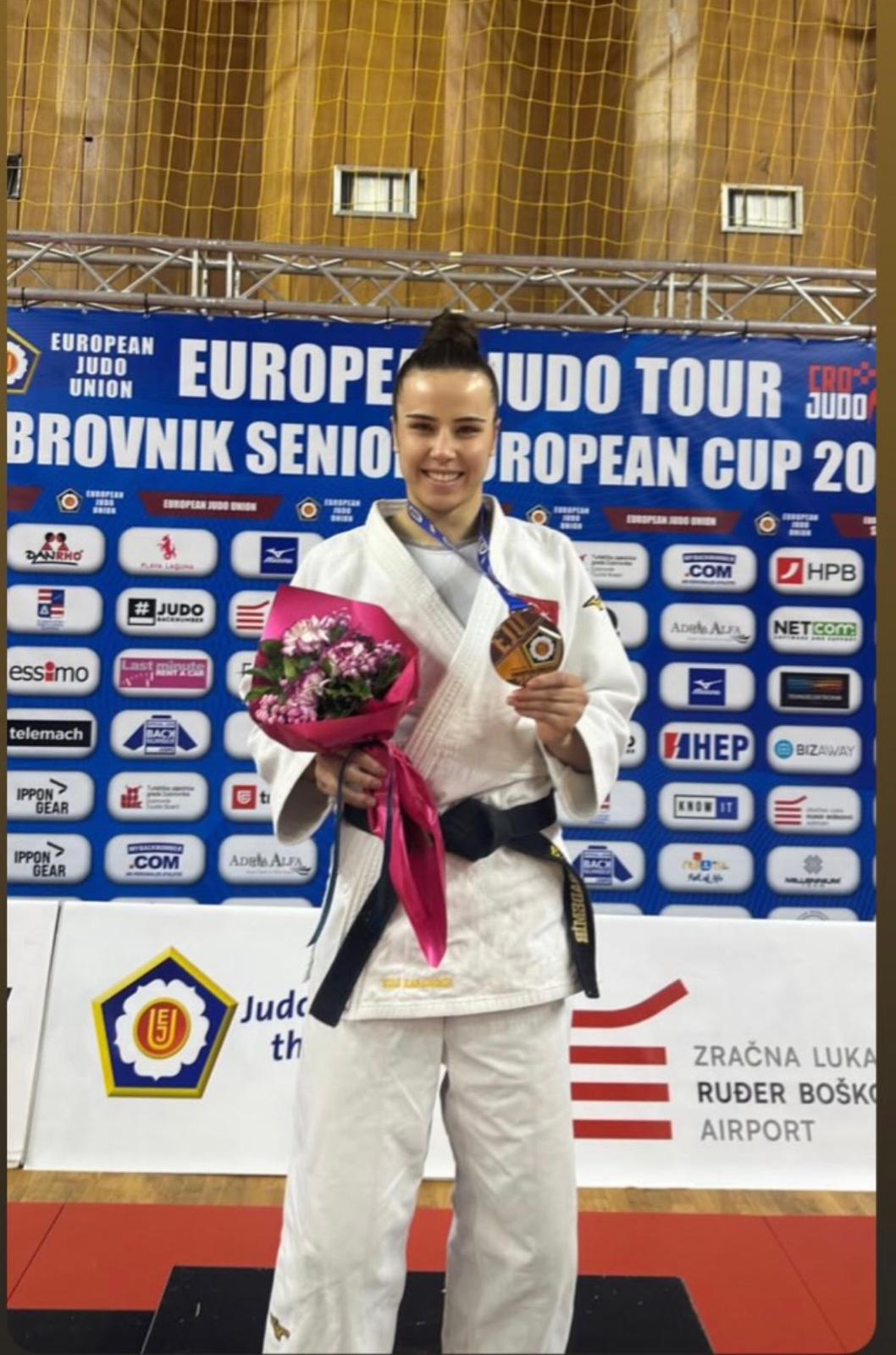 Öğrencimiz Ezgi Karademir, Avrupa Kupası’nda Üçüncü Oldu