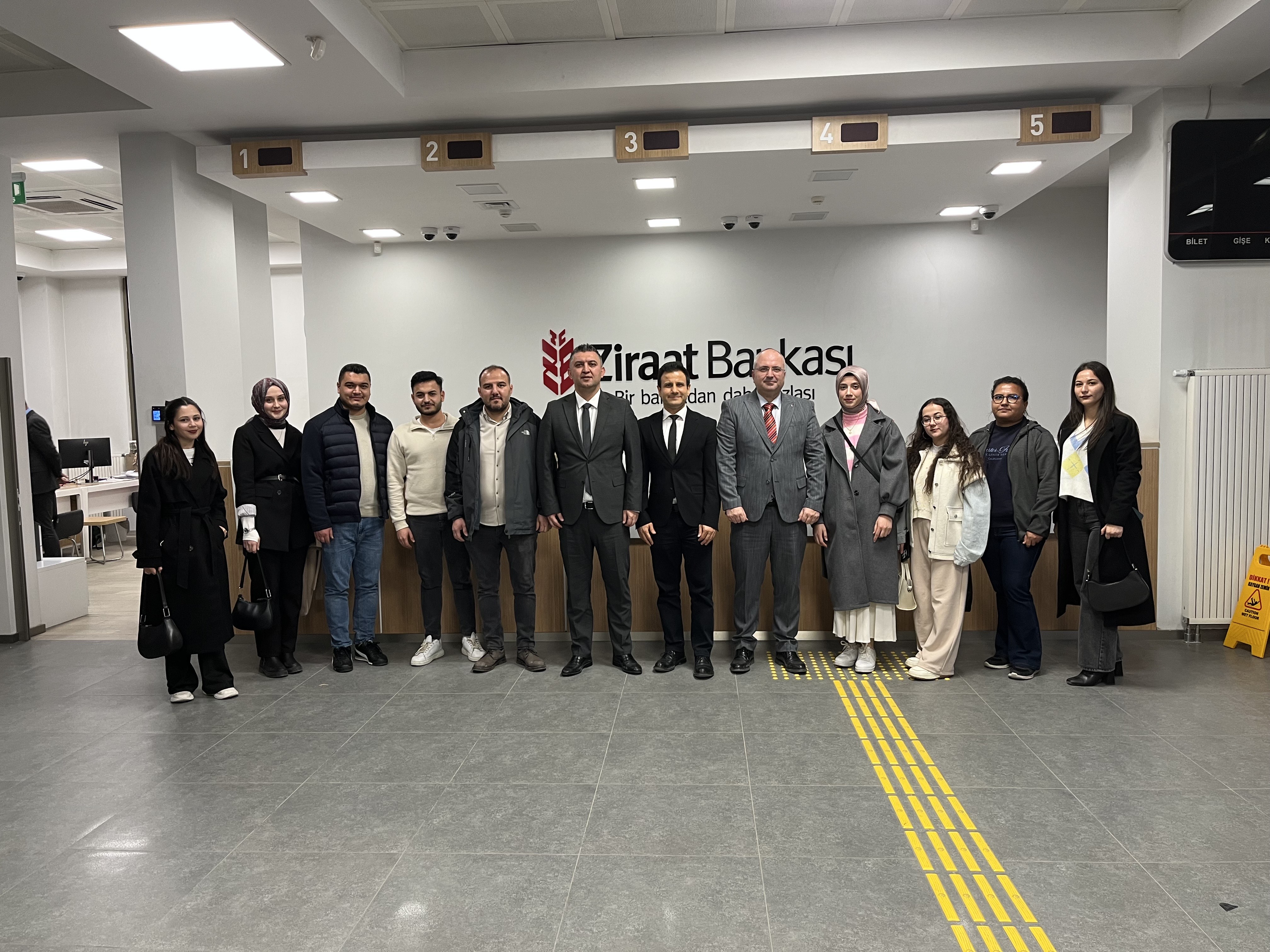 KMÜ UBF Bankacılık ve Sigortacılık Topluluğundan Ziraat Bankası Karaman Şubesine Ziyaret