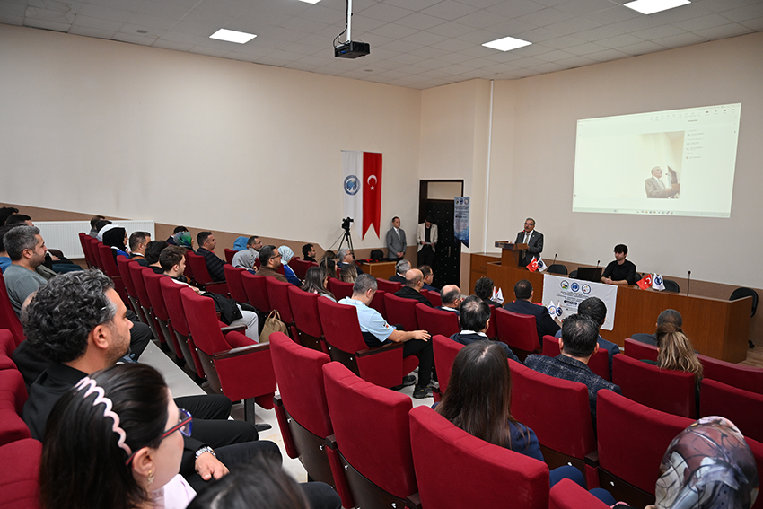 KMÜ’DE ULUSLARARASI MÜHENDİSLİK VE BÖLGESEL KALKINMA KONFERANSI DÜZENLENDİ