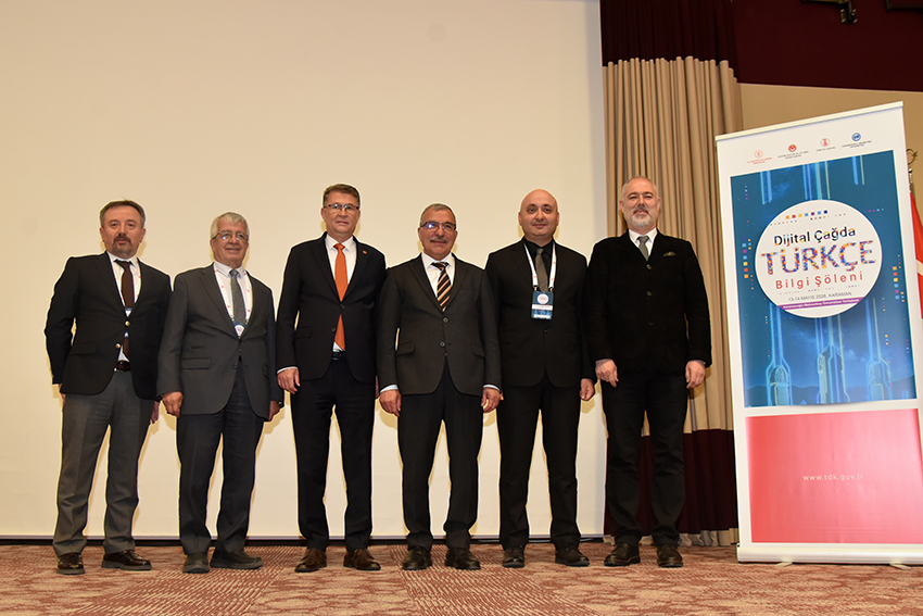  KMÜ’DE “DİJİTAL ÇAĞDA TÜRKÇE BİLGİ ŞÖLENİ” TAMAMLANDI