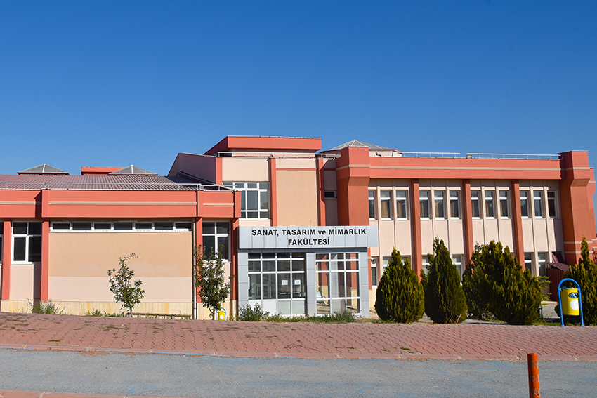 KMÜ SANAT, TASARIM VE MİMARLIK FAKÜLTESİ ÖZEL YETENEK SINAVI BAŞVURULARI BAŞLADI