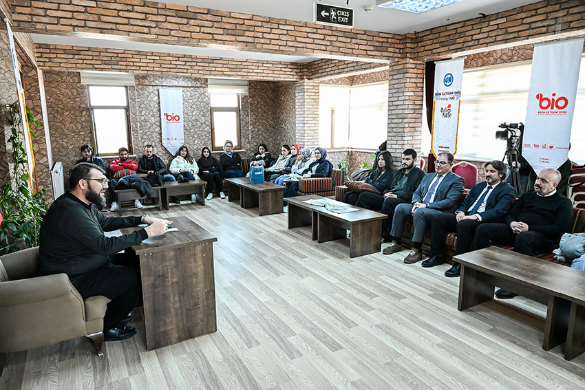 KMÜ’DE BİLİM KAFE “RAMAZAN BİZE NE SÖYLER?”