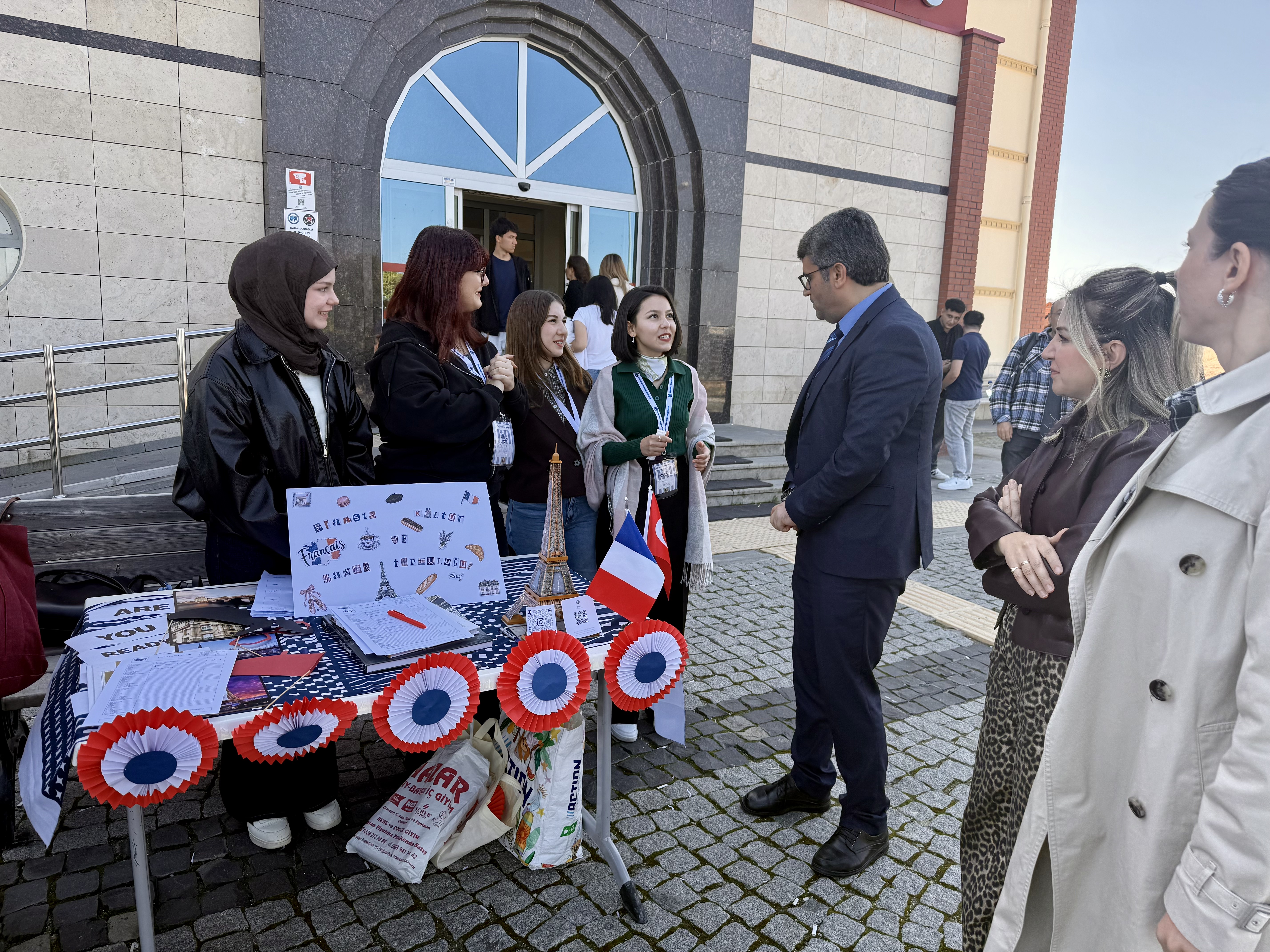 Fakülte Yönetimimizden Öğrenci Topluluklarına Ziyaret 