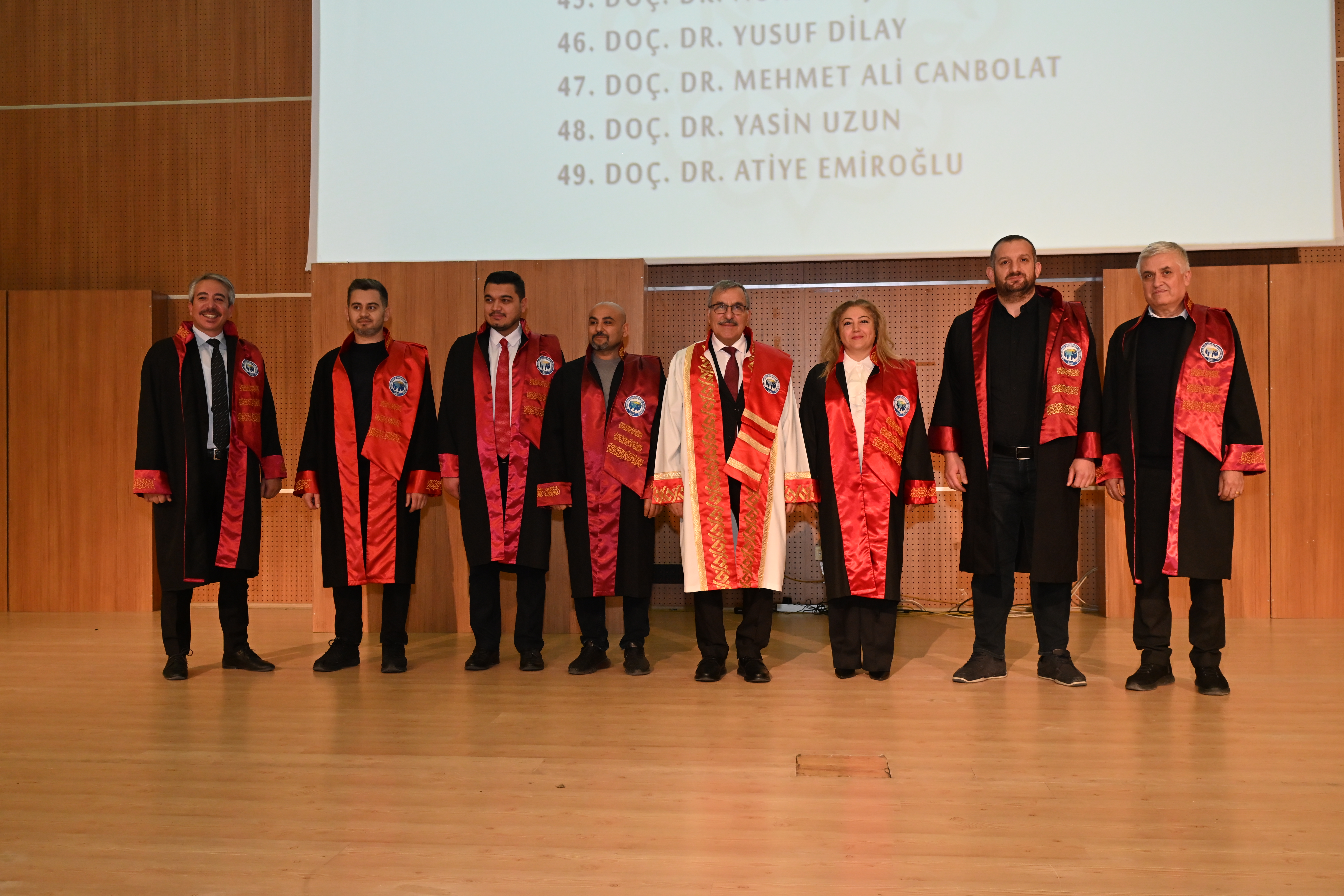 KMÜ’DE “AKADEMİK PERFORMANS VE CÜBBE GİYME TÖRENİ” DÜZENLENDİ.