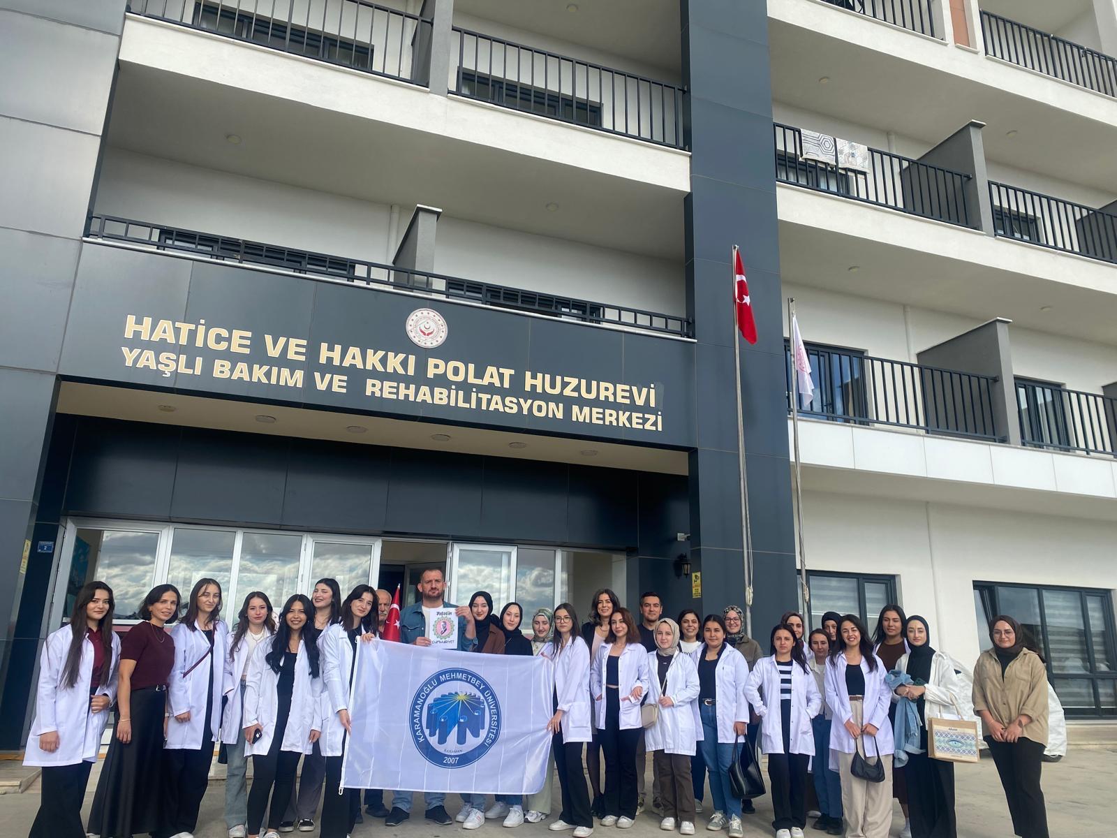 Eczane Hizmetleri Programımızdan Huzurevi Ziyareti