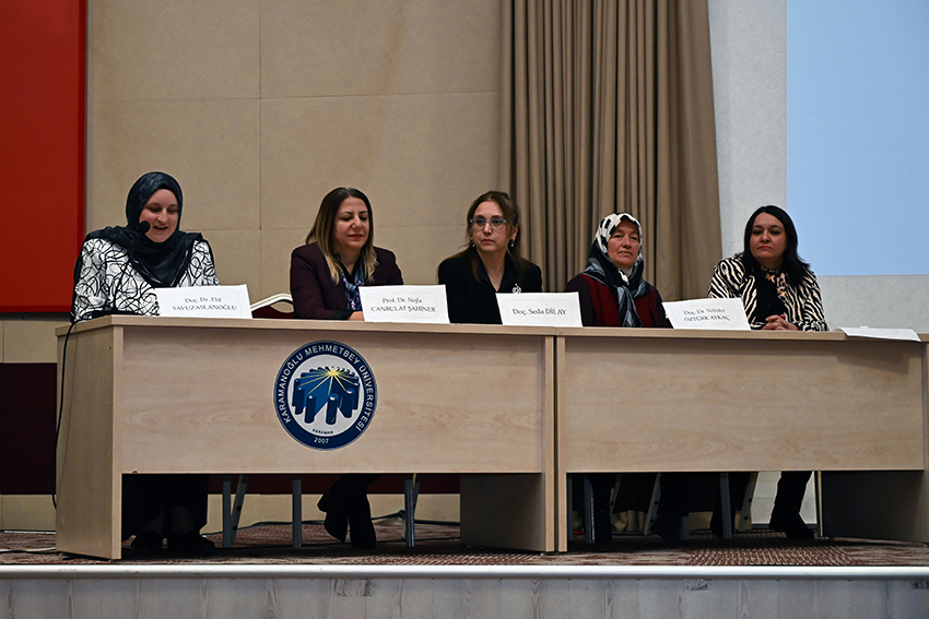 8 Mart Dünya Kadınlar günü Panel ve Sergiye büyük ilgi