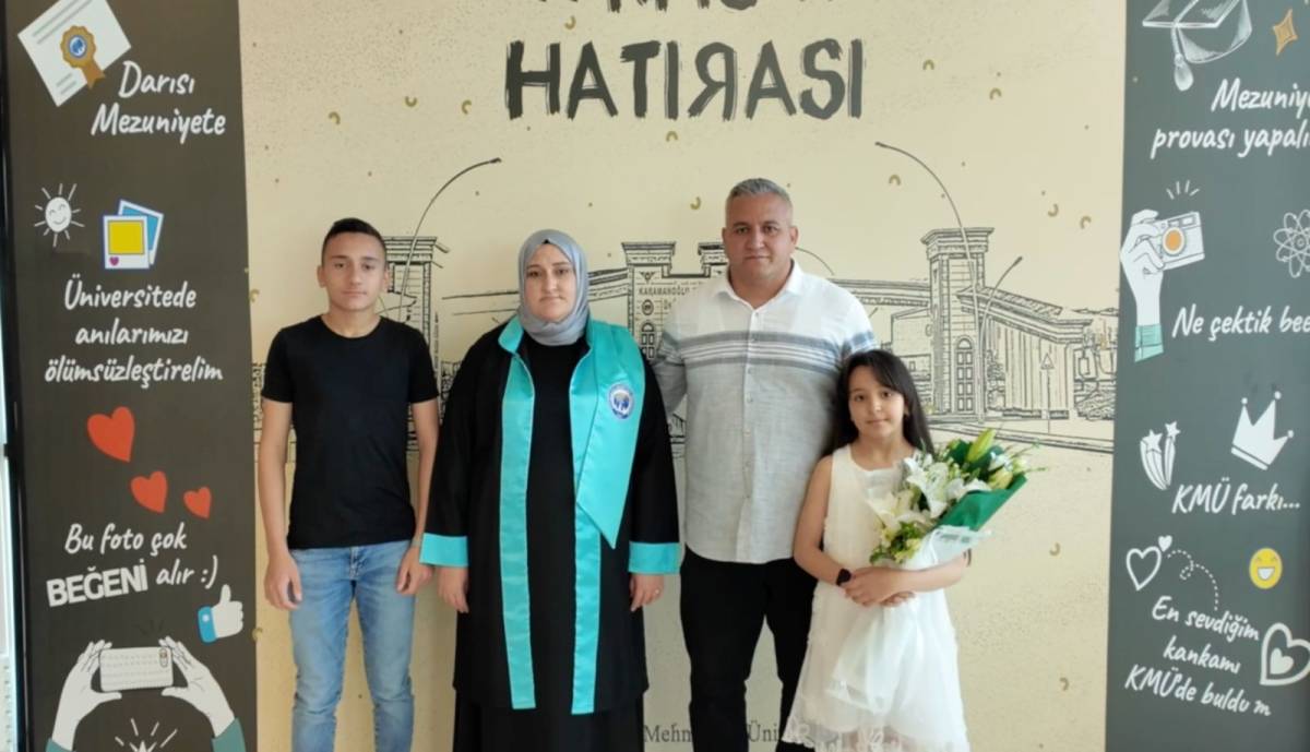 İki Çocuk Annesi Öğrencimizden İlham Veren Mezuniyet Hikâyesi