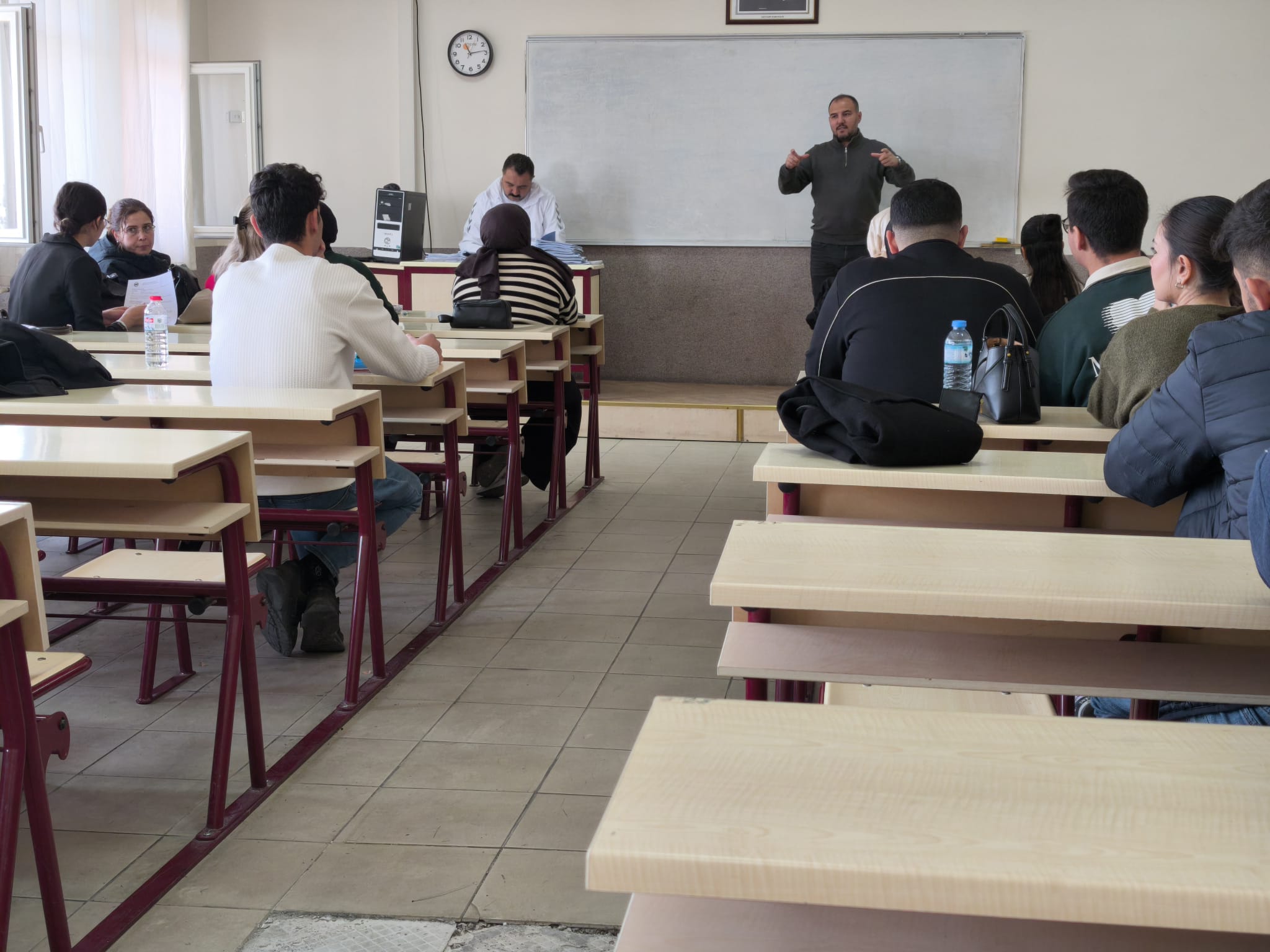 Finans, Bankacılık ve Sigortacılık Bölümü Staj Değerlendirme Toplantısı Gerçekleştirildi