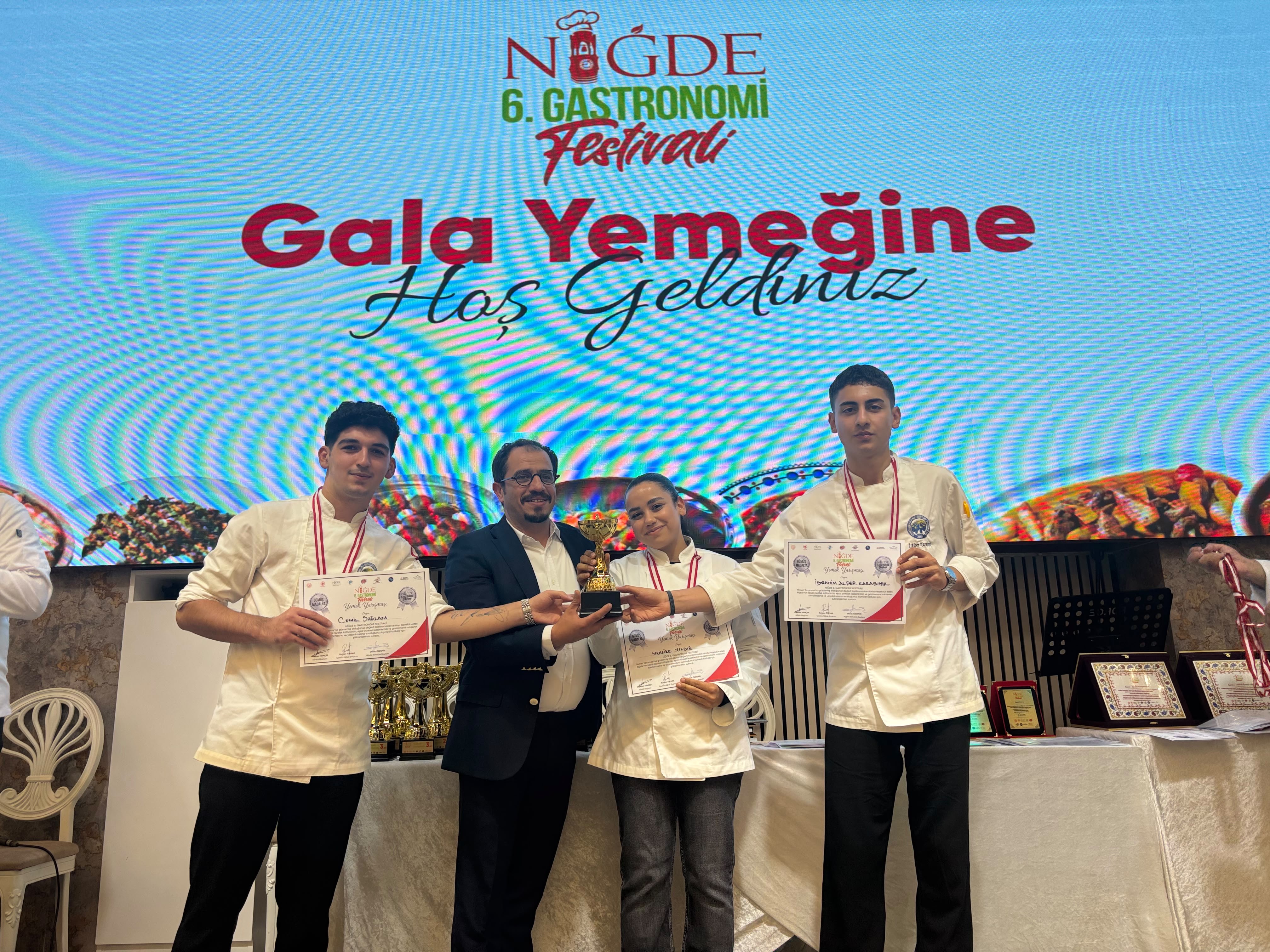 Gastronomi ve Mutfak Sanatları bölümü Öğrencilerinden Niğde’de Gururlandıran Başarı