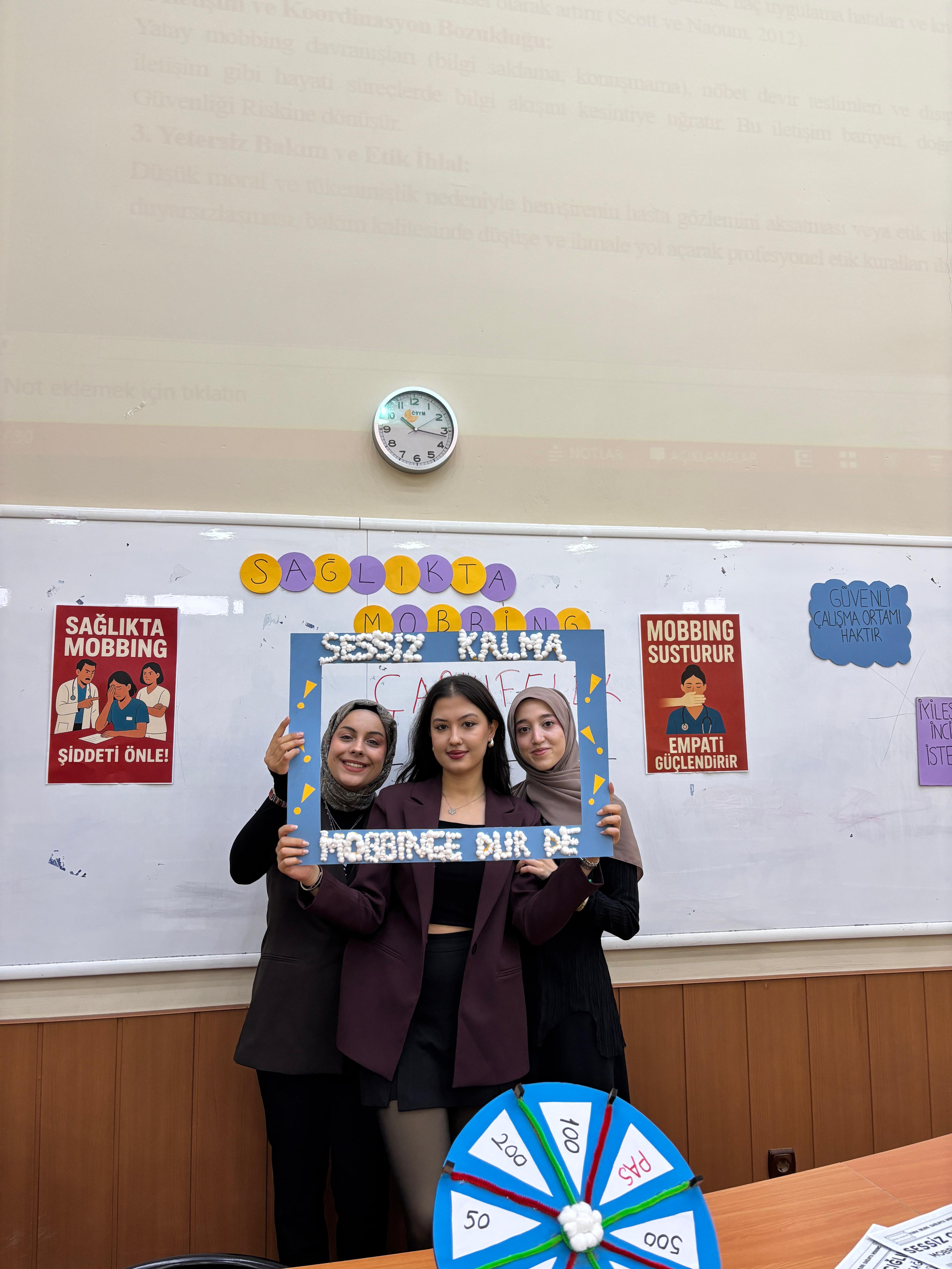 “Sağlıkta Mobbing” Konusu Ele Alındı