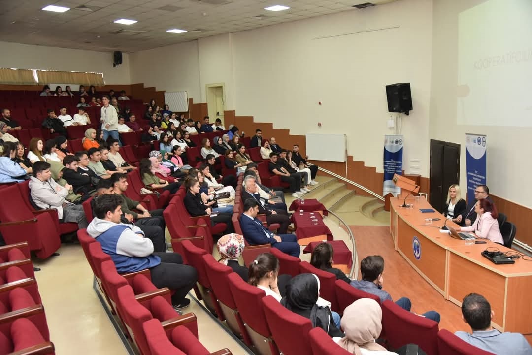 KMÜ İktisadi ve İdari Bilimler Fakültesi Tarafından Koopeartifçilik ve Kampüs Kooperatifçilik Paneli Düzenlendi. 
