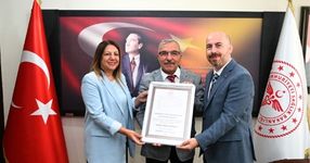 KMÜ SAĞLIK BİLİMLERİ FAKÜLTESİ “BEBEK DOSTU” ÜNVANI ALMAYA HAK KAZANDI