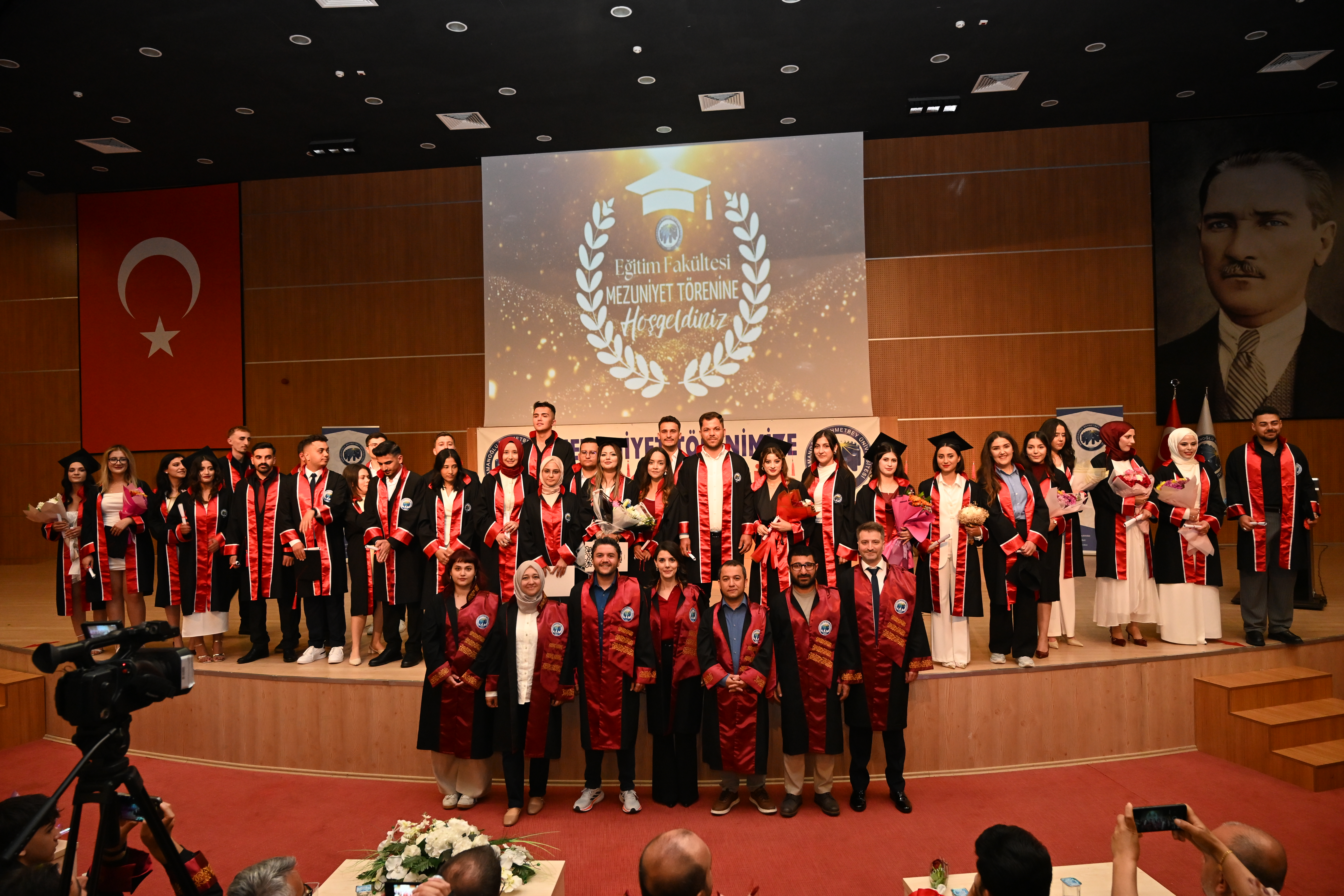 Özel Eğitim Bölümü İlk Mezunlarını Verdi! 