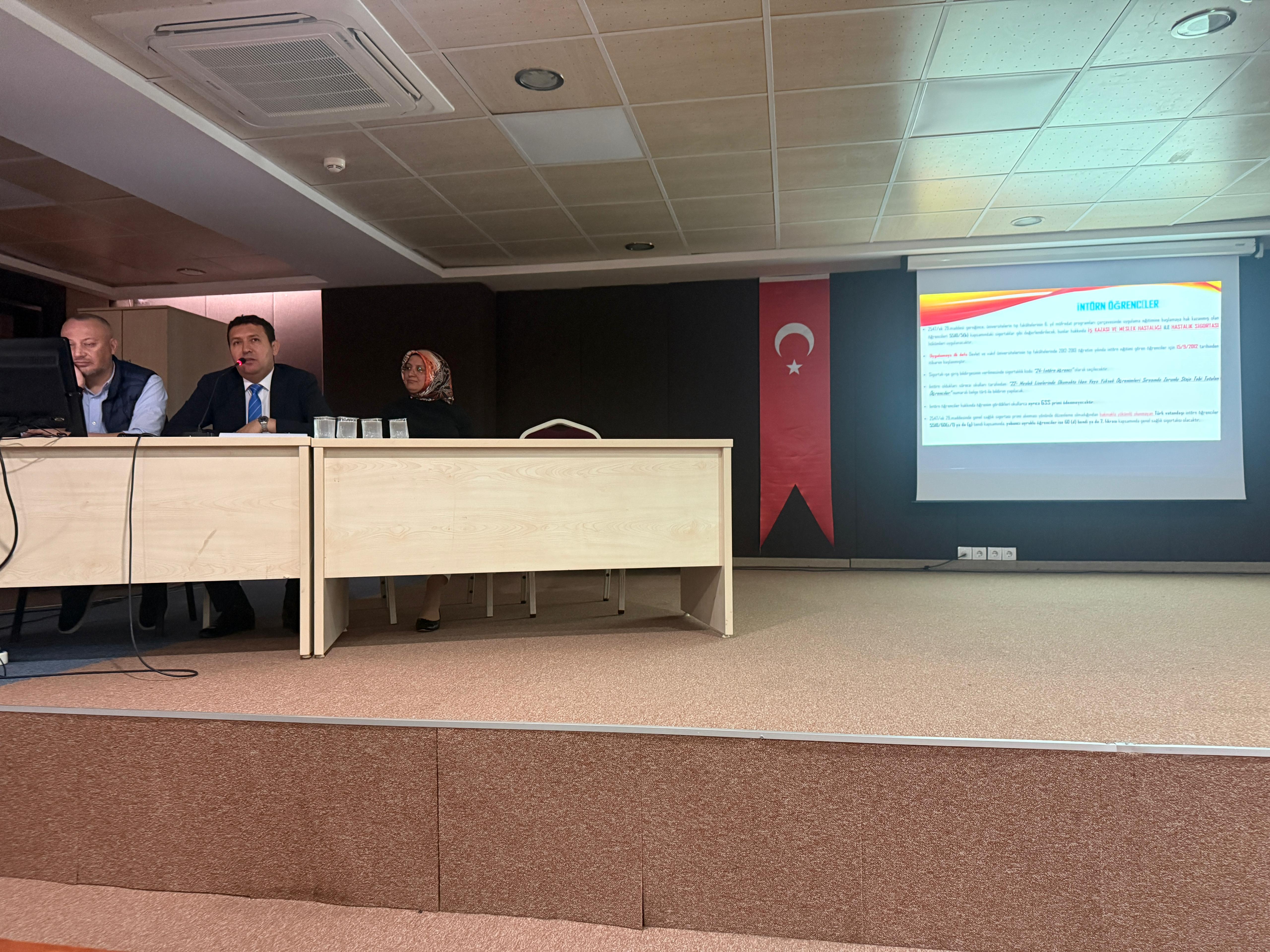 SGK Karaman İl Müdürlüğü tarafından hizmet içi eğitim düzenlendi.