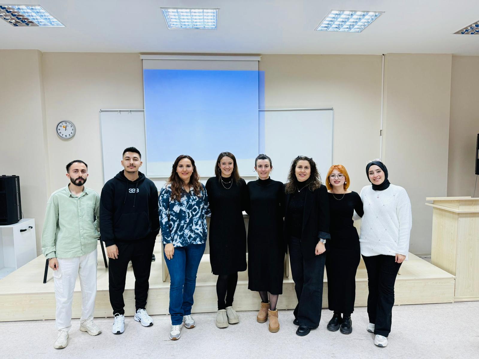 Seminer Sunumları Devam Ediyor