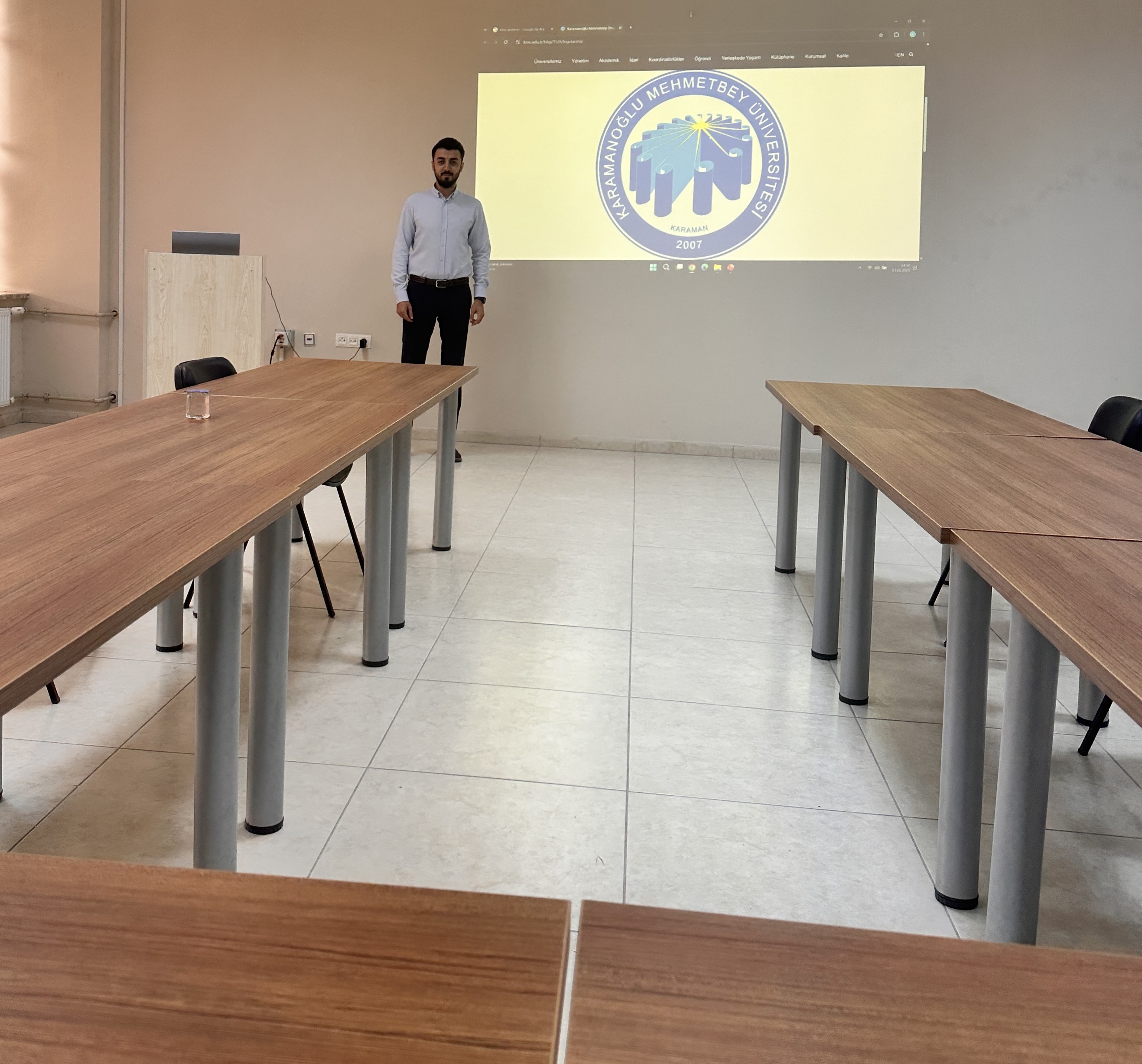 Spor Yöneticiliği ABD Doktora Programı Öğrencisi Ekrem Yasin TABAK Yeterlik Sınavını Başarıyla Tamamladı