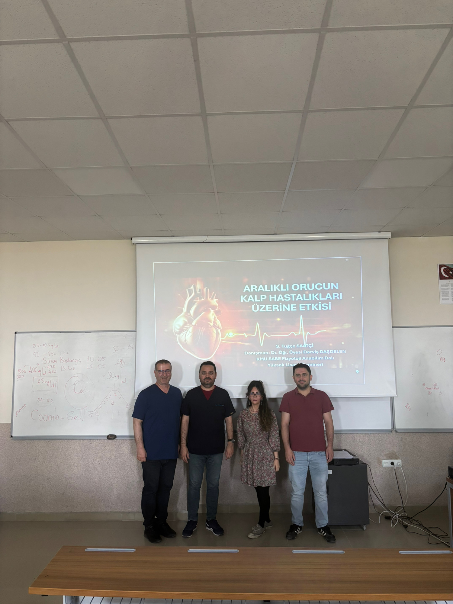 Fizyoloji ABD Tezli Yüksek Lisans Programı Öğrencisi Tuğçe SAATÇİ Seminerini Başarıyla Sundu