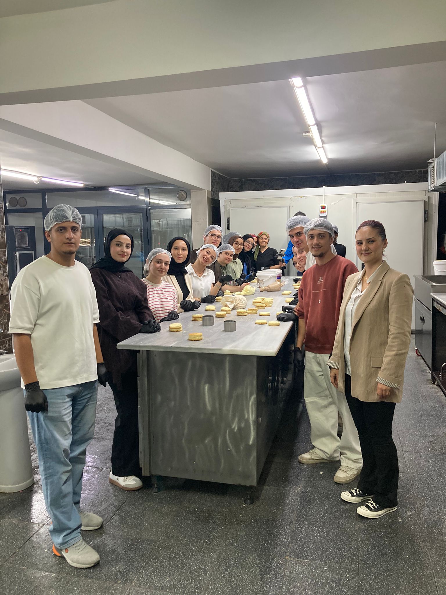 Yüksekokulumuz Pastacılık ve Ekmekçilik Programı 1. sınıf öğrencileri ile Karaman’da teknik bir gezi gerçekleştirildi