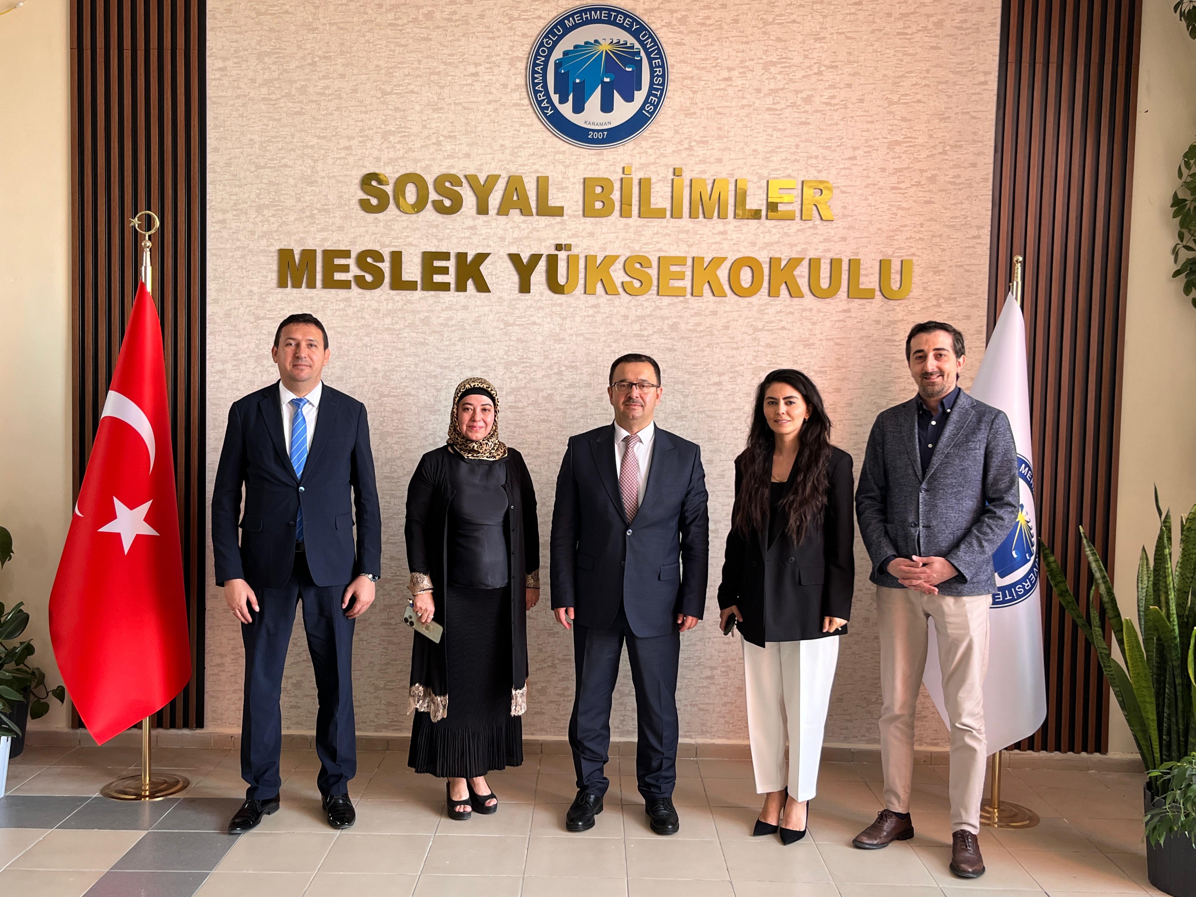 SBMYO’da Sosyal Güvenlik Haftası Etkinliği Sosyal Güvenlik Kurumu’nun Üst Düzey Yöneticileri Öğrencilerle Buluştu