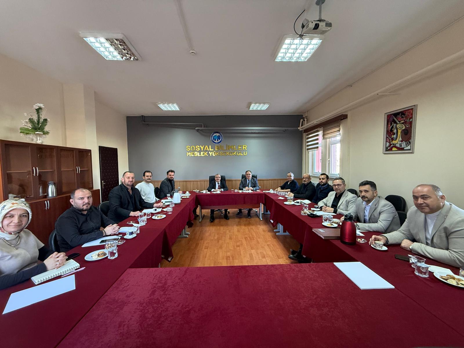 Meslek Yüksekokulları Kurul Toplantısı Yüksekokulumuzda Gerçekleştirildi
