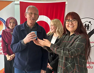 Yaşlı Dostu Gençler Topluluğu