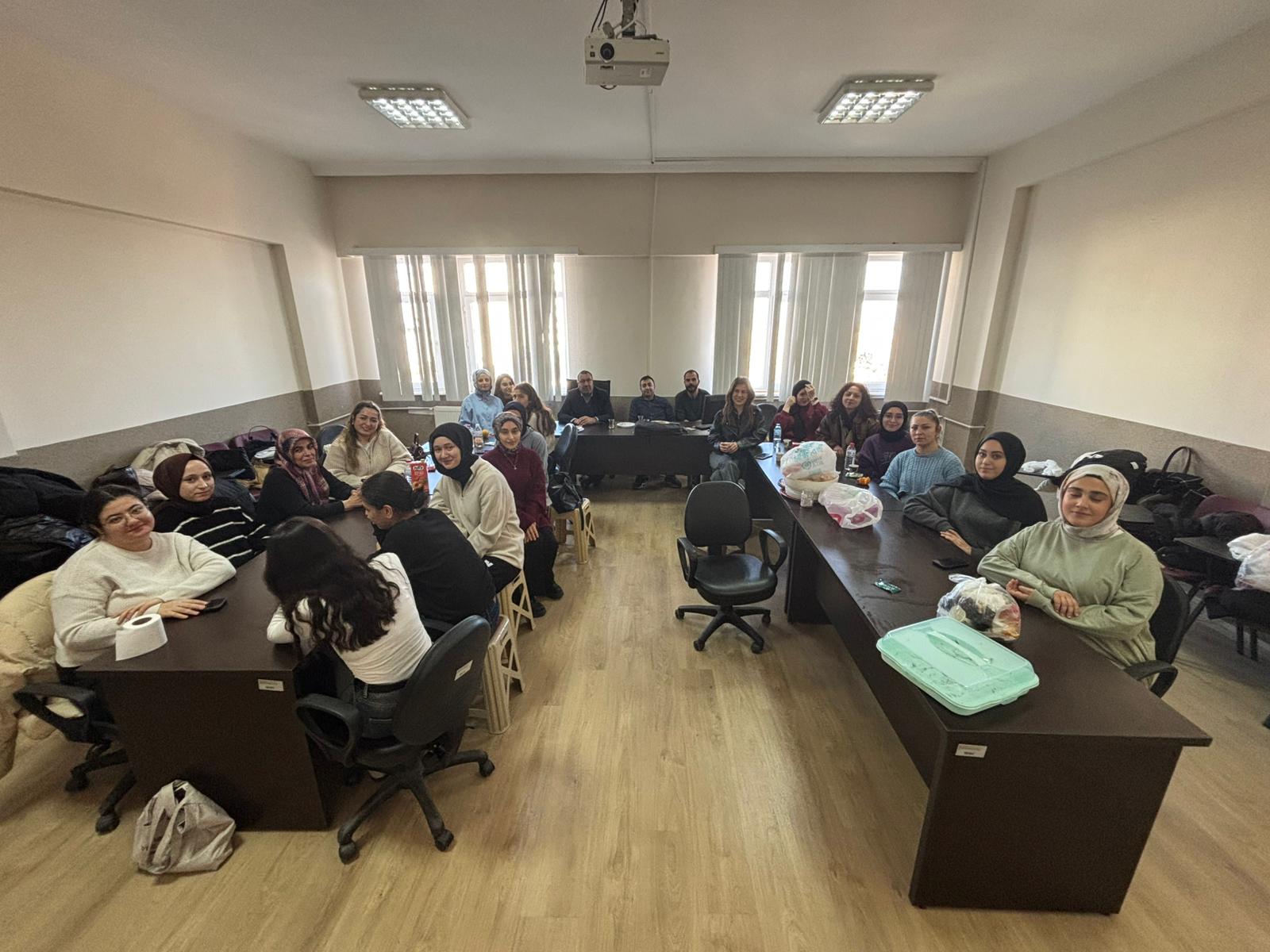 Sosyal Hizmet Bölümü öğrencileri ile Kahvaltı  Etkinliği 