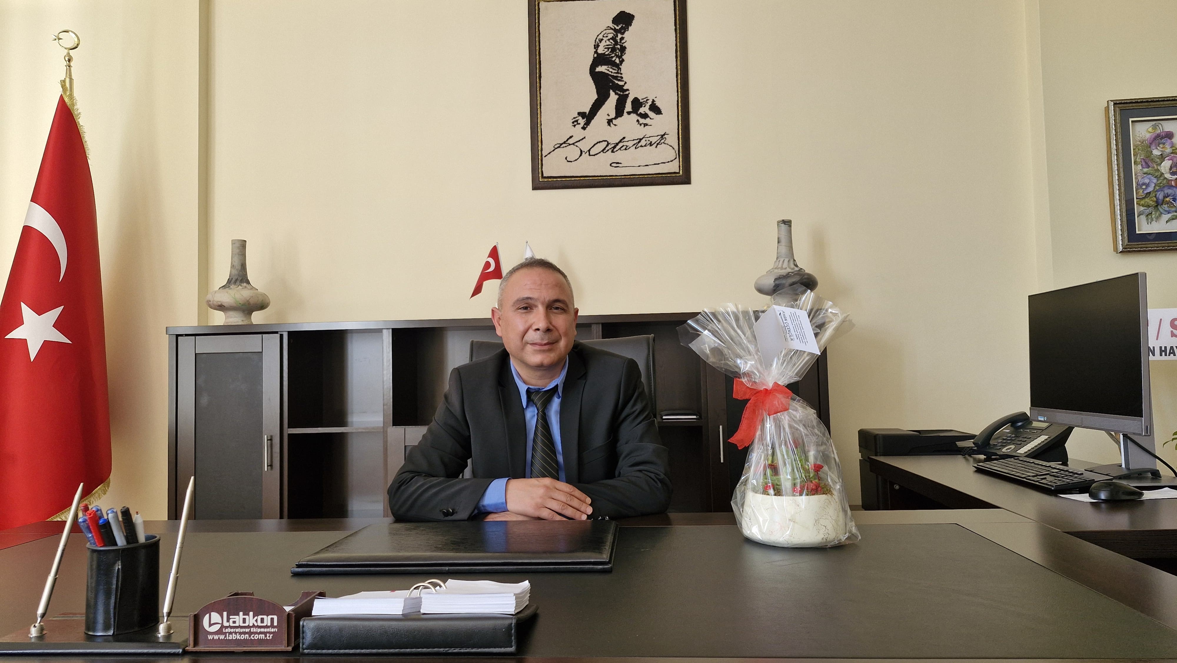 Yüksekokulumuzda Yeni Müdürümüz Doç. Dr. Ali Bilgiç Görevine Başlamıştır