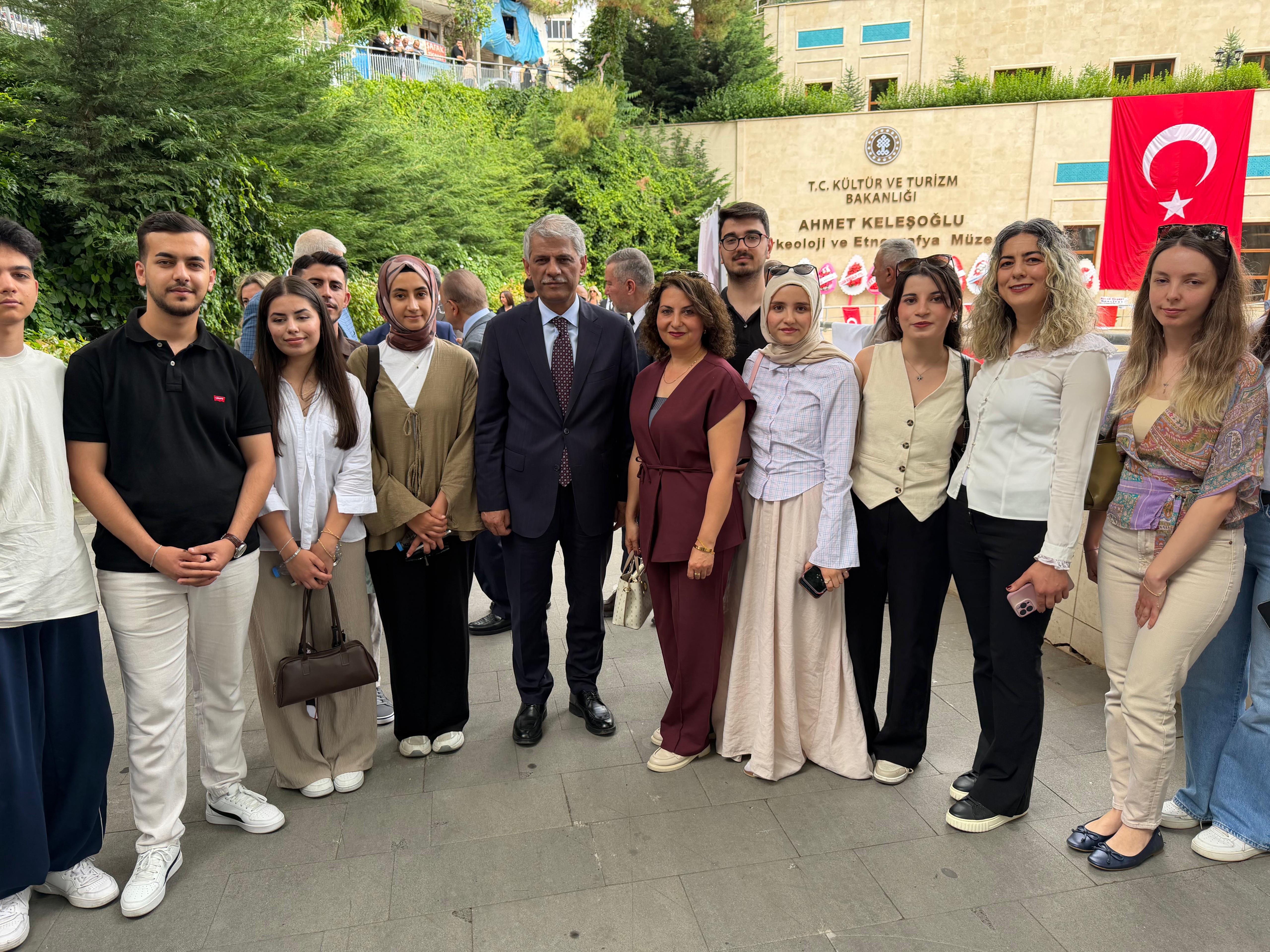 Turizm Rehberliği Öğrencileri Ermenek Ahmet Keleşoğlu Arkeoloji ve Etnografya Müzesi Açılışına Katıldı
