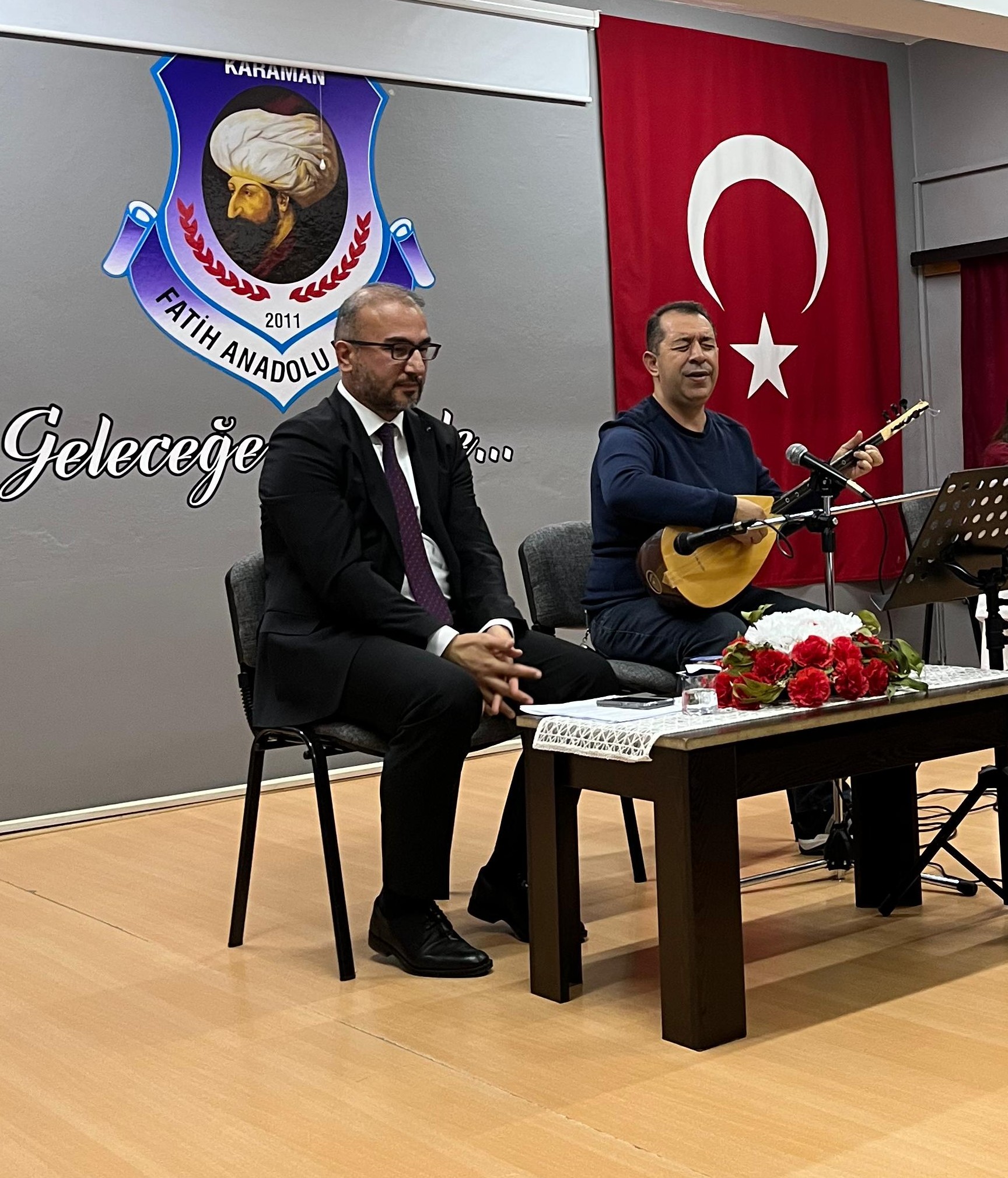 Karaman Fatih Anadolu Lisesi'nde düzenlenen "Yemen'den Sarıkamış'a Bir Türkü Bin Acı" başlıklı etkinliğe Doç. Dr. Onur AYKAÇ konuşmacı olarak katıldı. 