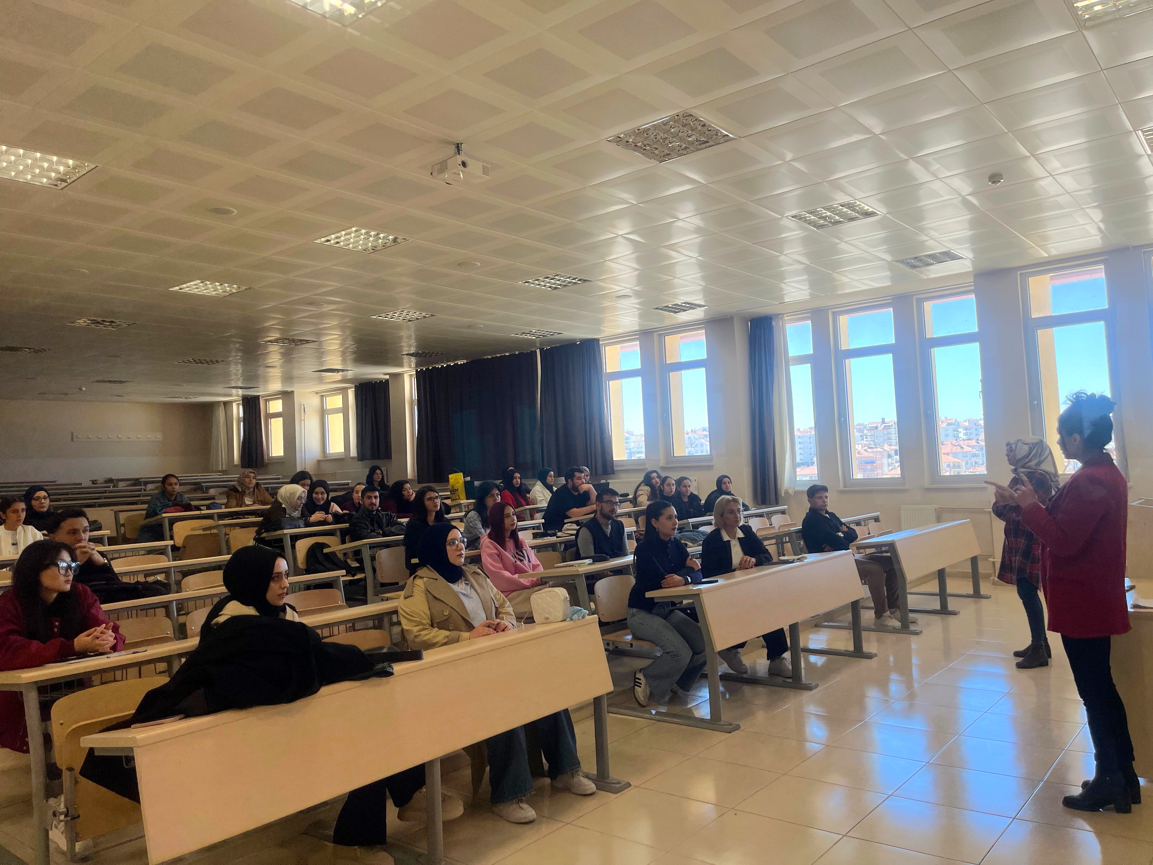Öğrencilerimize, Öğretim Üyelerimiz tarafından Erasmus ve Orhun Değişim Programları hakkında bilgi verildi.