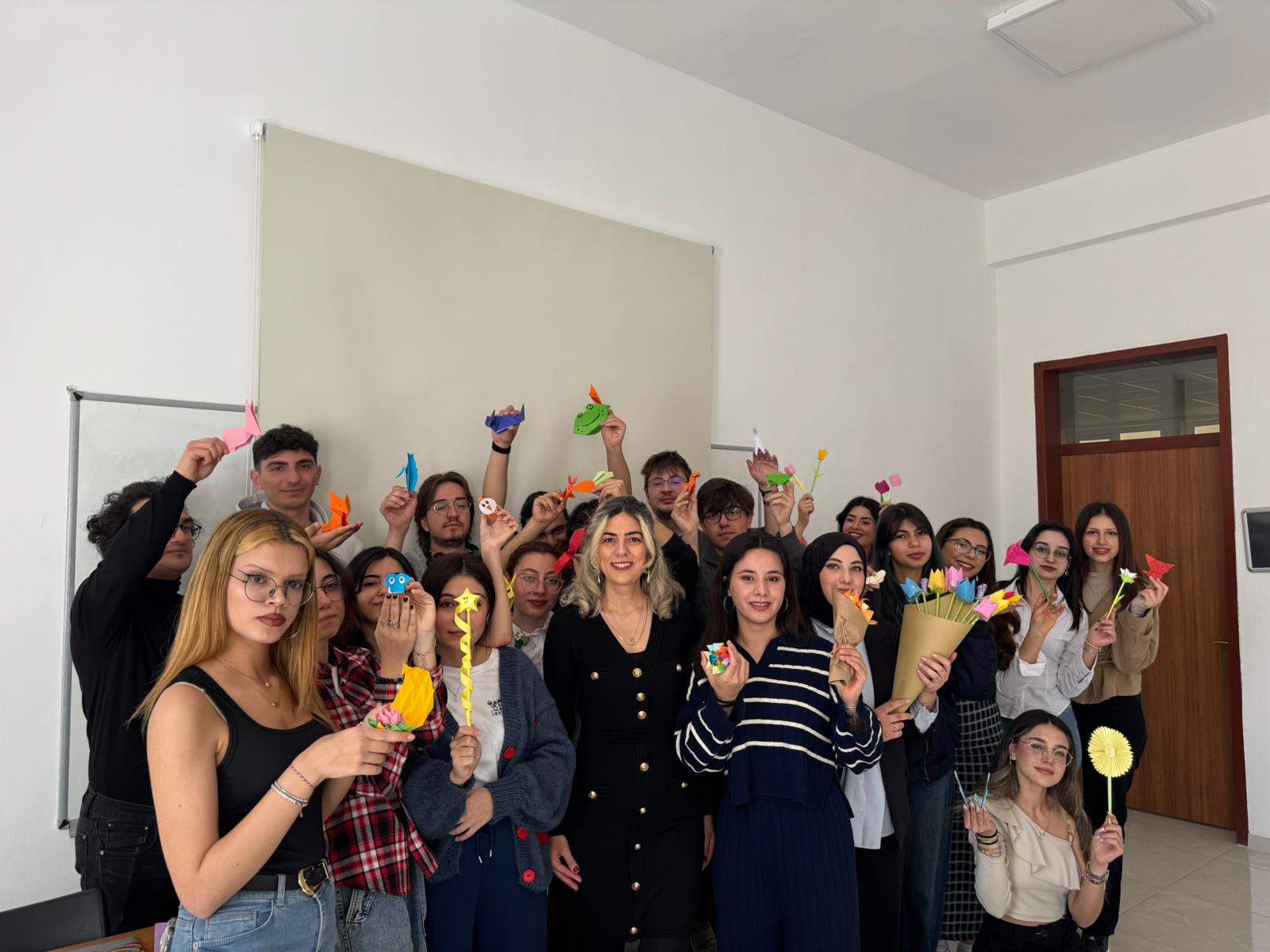 Fakültemiz Turizm Rehberliği Bölümü Öğrencilerimizden Origami Etkinliği