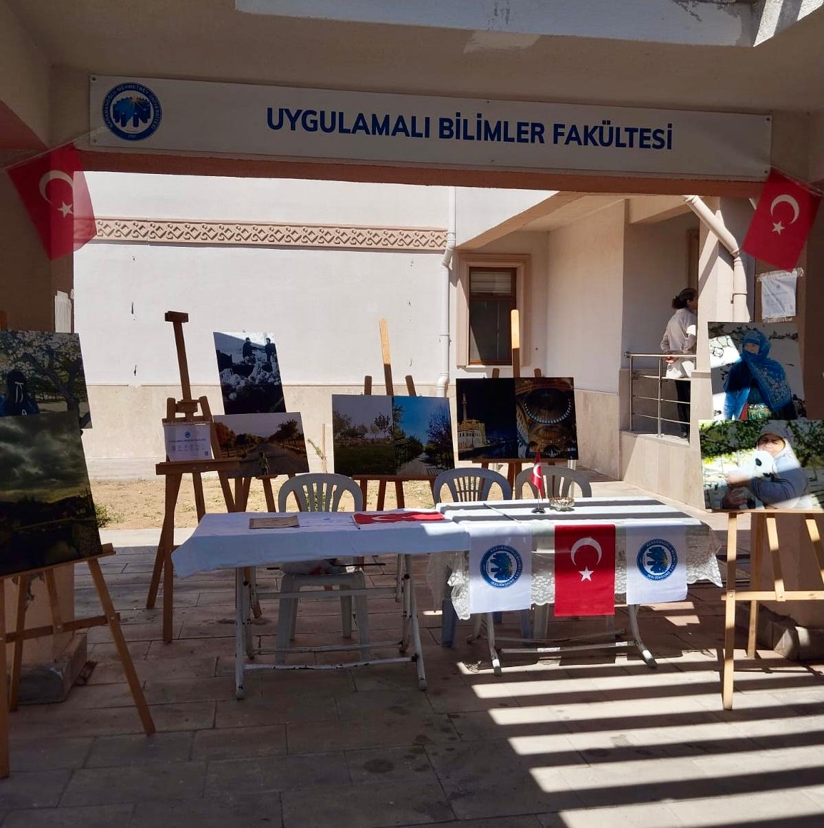 Fakültemiz, Hıdırellez Bahar Şenlikleri ve Öğrenci Toplulukları Fuarı’nda Tanıtım Standı ile Yer Aldı