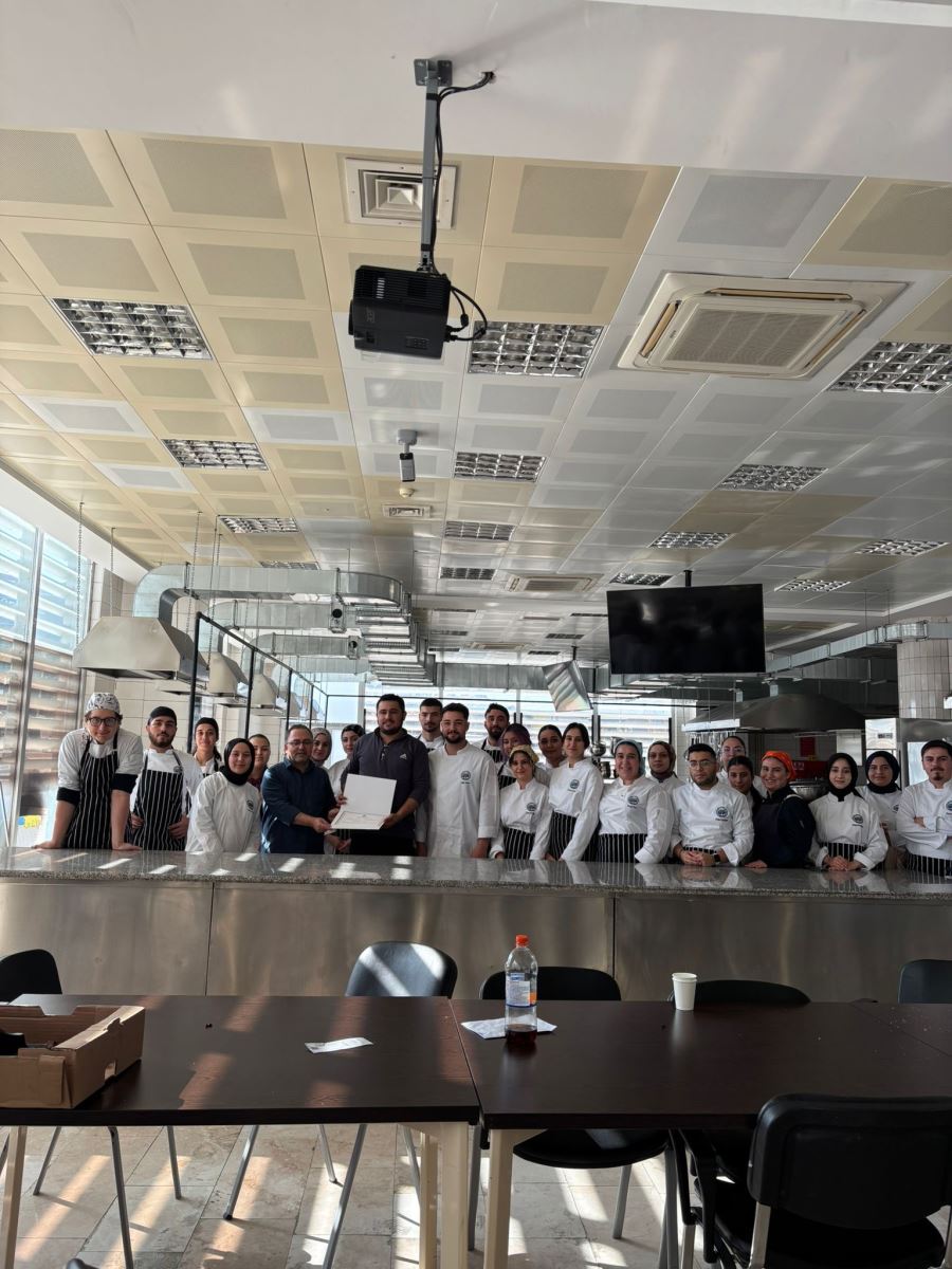 Sıcak ve Soğuk Mutfak Dersinde Kasap Ürünleri Workshop’u Gerçekleştirildi