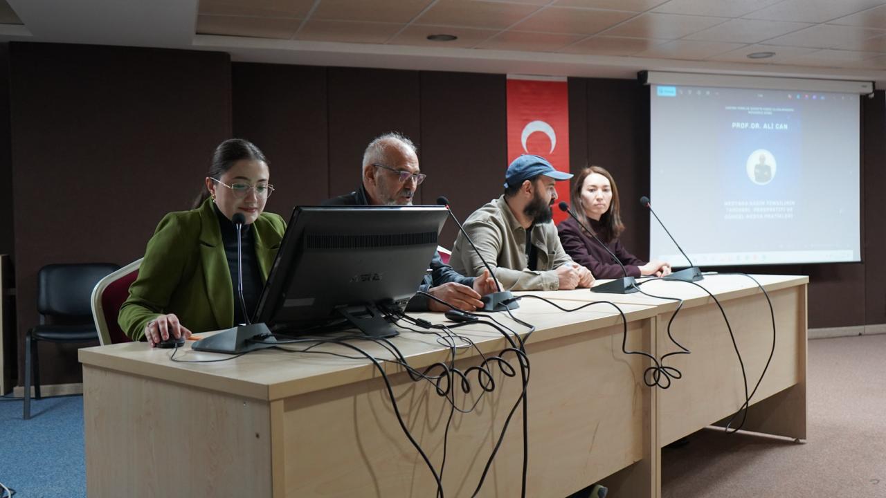 25 Kasım’da KMÜ’de “Medyada Kadın Temsili” Paneli