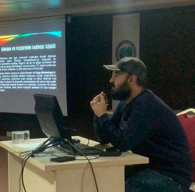 Yeni Medya ve İletişim Bölümü’nden “Sinema ve Felsefe” Üzerine Keyifli Söyleşi