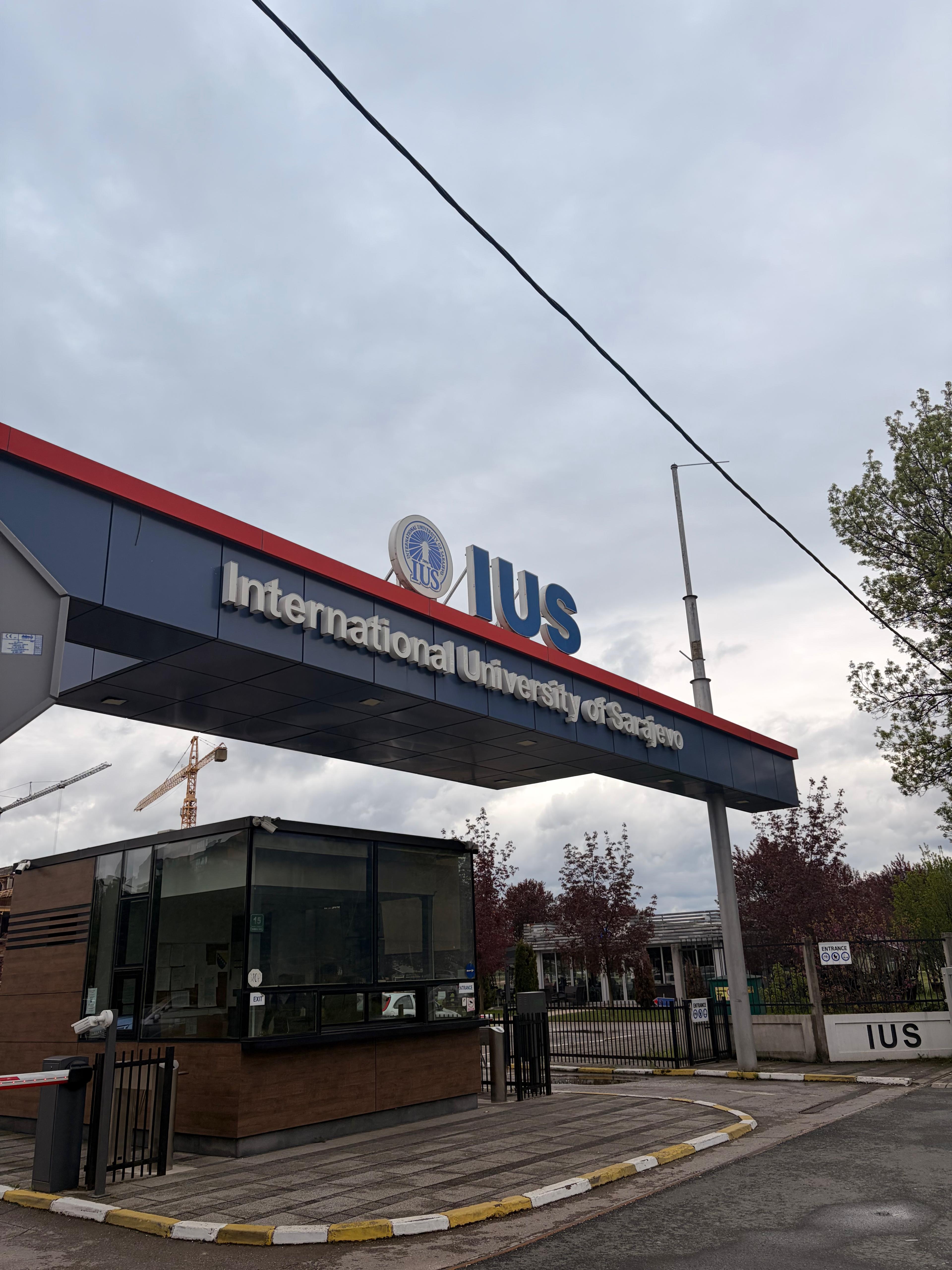  Öğrencilerimizden Uluslararası Saraybosna Üniversitesi’ne Akademik Ziyaret